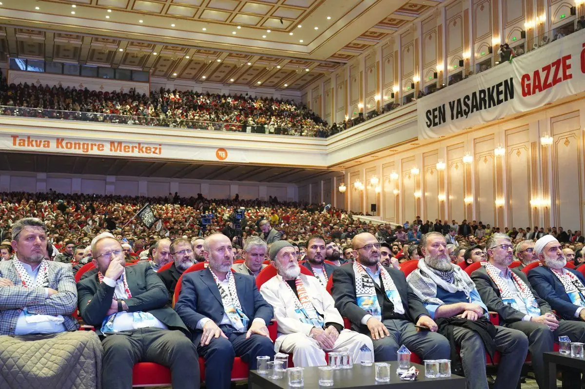 Koeklue Degisim Bueyuek Gazze Konferansi 