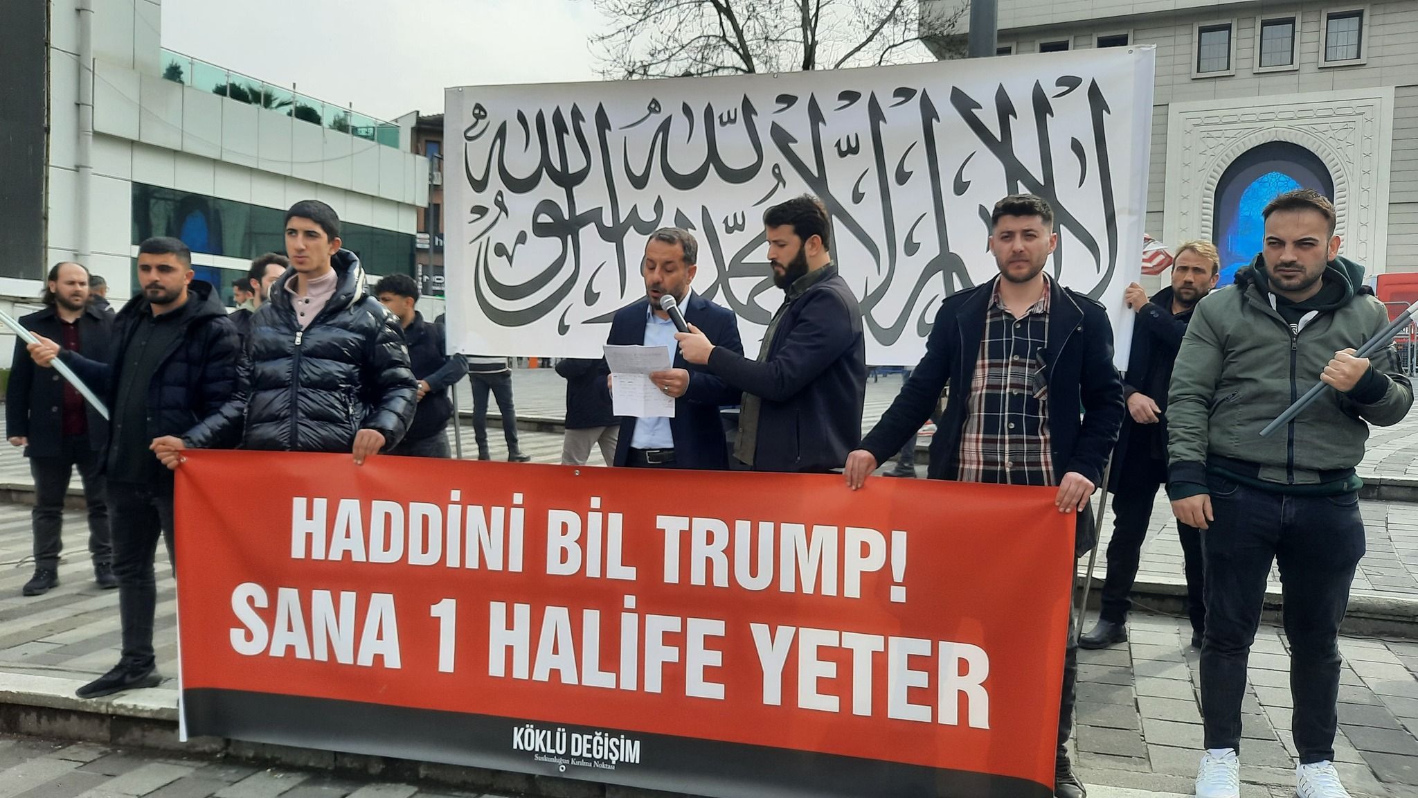 Koeklue Degisim Basin Aciklamasi Trump a Haddini Kim Bildirecek BURSA 1 746623074b