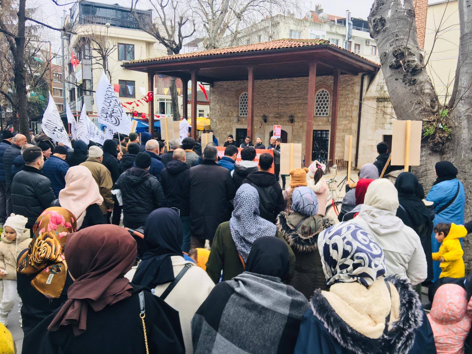 Koeklue Degisim Basin Aciklamasi Trump a Haddini Kim Bildirecek YALOVA 2 644aec6a60