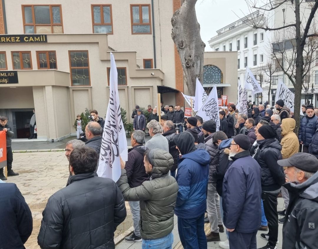 Koeklue Degisim Basin Aciklamasi Trump a Haddini Kim Bildirecek YALOVA 3 2ce7d647b7
